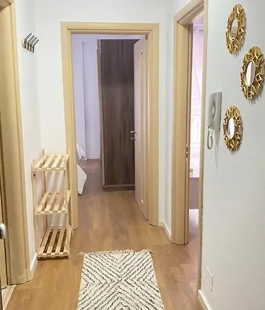 Cozy דירה טיראנה